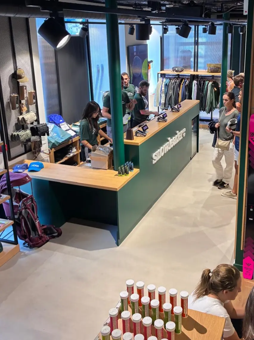 Espace de vente Snowleader Paris angencé par l'Atelier Céleste Annecy